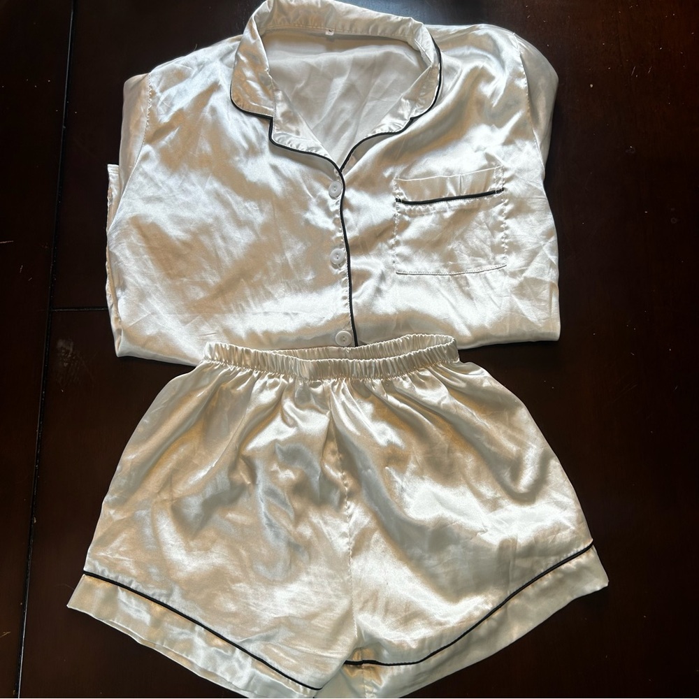 Shein White Satin Pajama Set – Size Small – Bridal Getting Ready Outfit